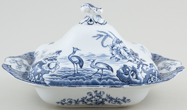 Vegetable Dish with Cover c1920 or 1930s